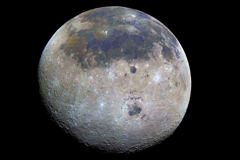 Nové fotky Mesiaca z Atremis II misie